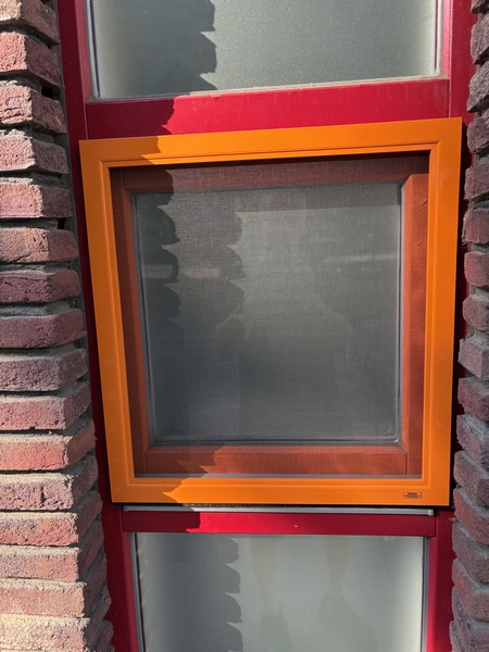 Beispiellösung in Sonderfarbe.